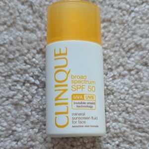 NEW Clinique Broad Spectrum SPF 50 Mineral Sunscreen For Face
